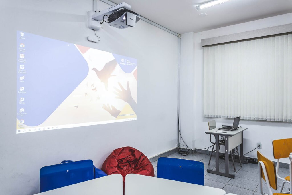 21-Colegio-Companhia-de-Maria-Sala-Multimidia-Ensino-Medio-Ensino-Fundamental-Finais-2.jpg
